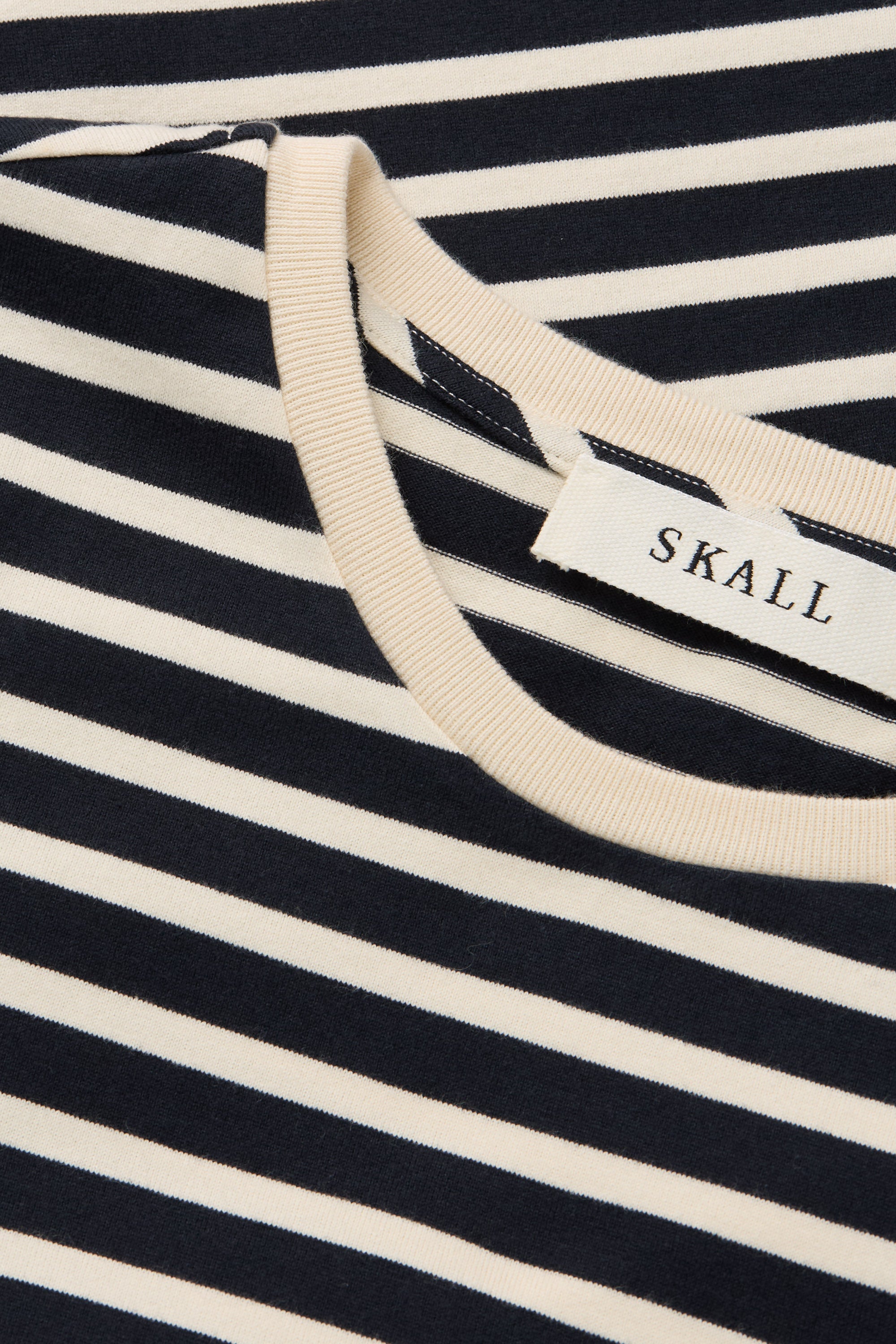 Skall Studio Marron regular tee Tee Navy/Off white stripe